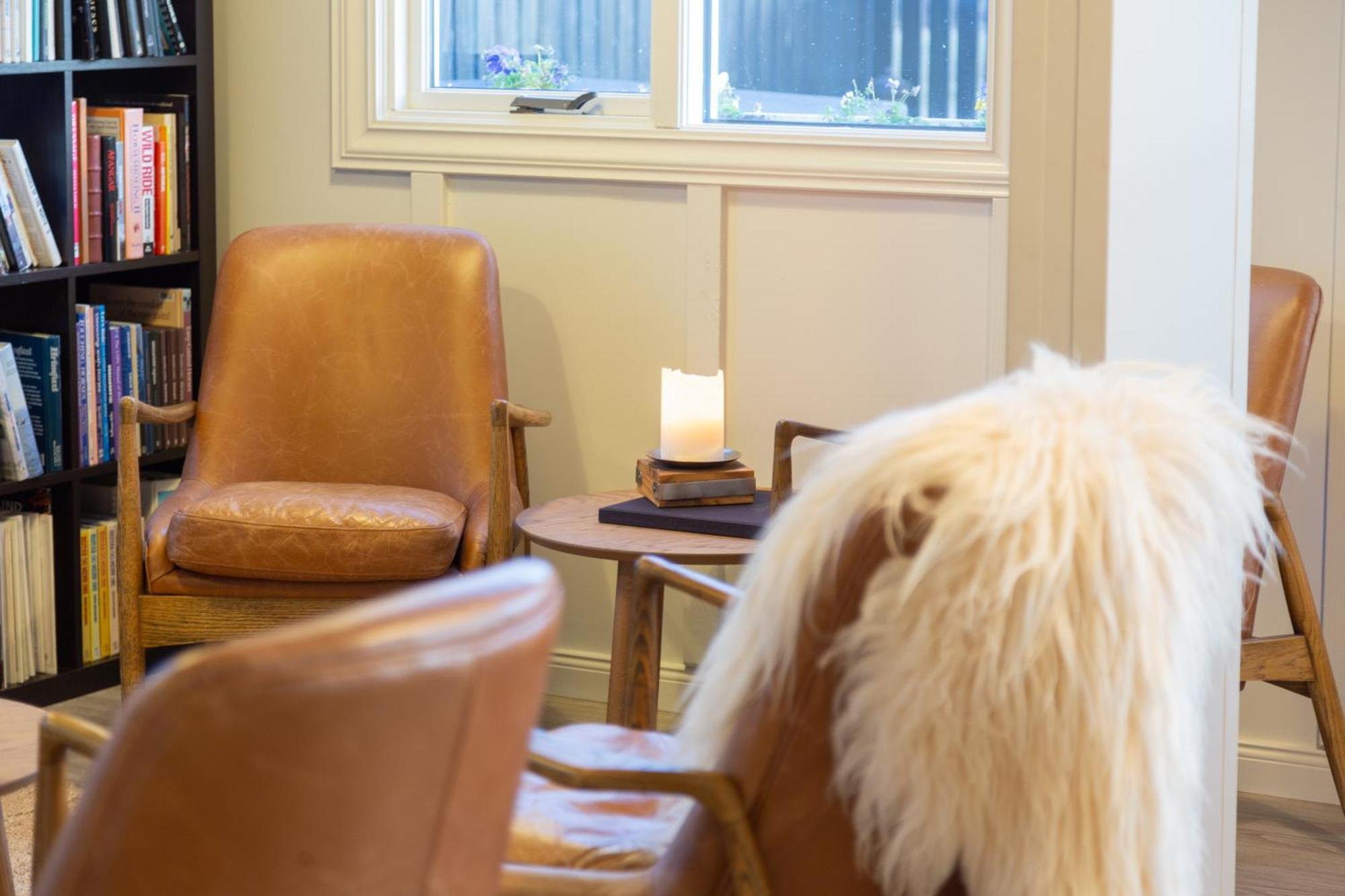 Hestaland Guesthouse Horse Farm Stay Statharhus Экстерьер фото